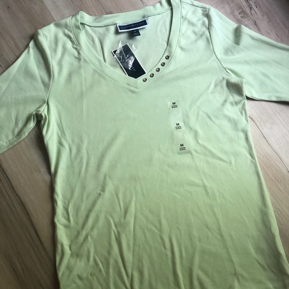 Karen Scott tee.NWT - Picture 2 of 6